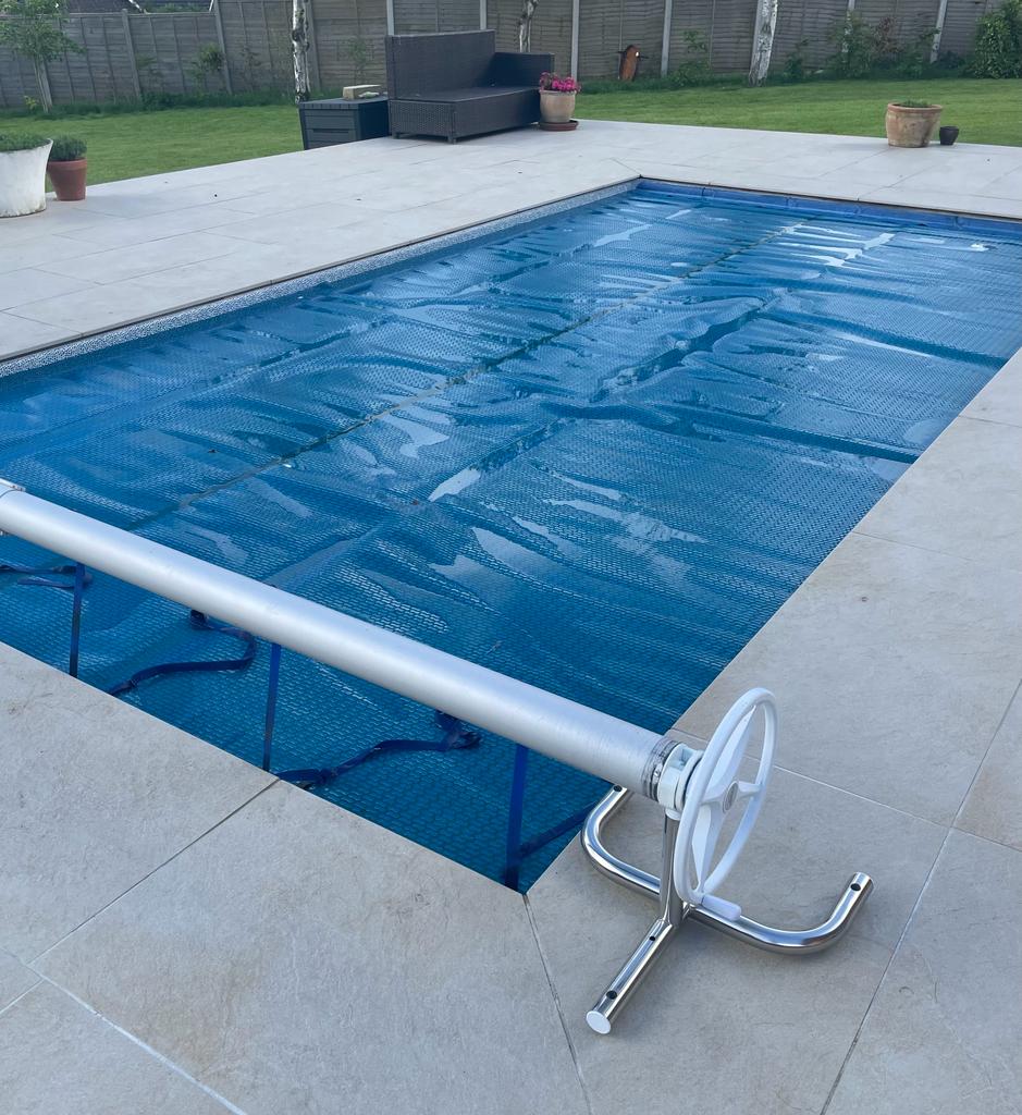 bespoke swimming pool builder and renovation tunbridge wells. east sussex spa facilities maintenance 